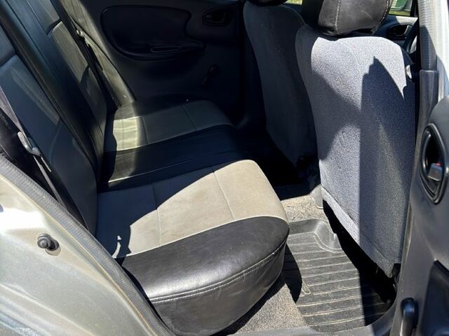 Сірий Деу Сенс, об'ємом двигуна 1.3 л та пробігом 220 тис. км за 1390 $, фото 4 на Automoto.ua