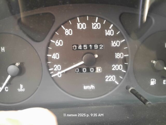 Сірий Деу Сенс, об'ємом двигуна 1.3 л та пробігом 45 тис. км за 2000 $, фото 5 на Automoto.ua