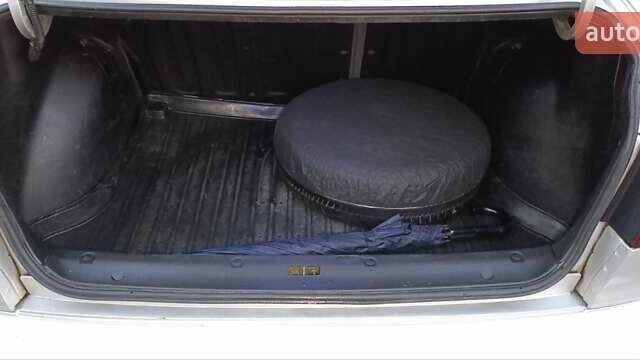 Сірий Деу Сенс, об'ємом двигуна 1.3 л та пробігом 135 тис. км за 2200 $, фото 5 на Automoto.ua