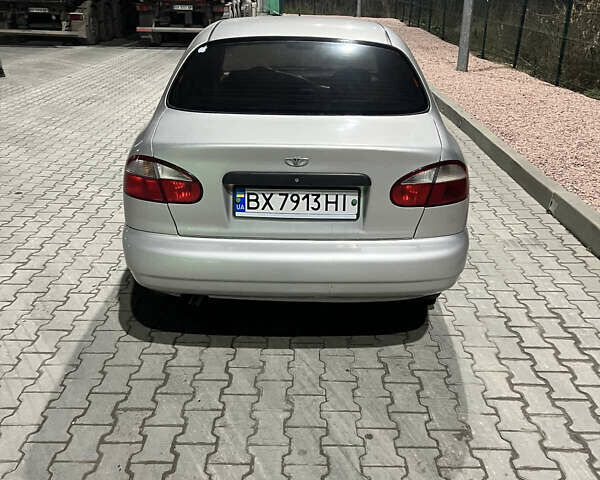 Сірий Деу Сенс, об'ємом двигуна 1.4 л та пробігом 170 тис. км за 2000 $, фото 4 на Automoto.ua