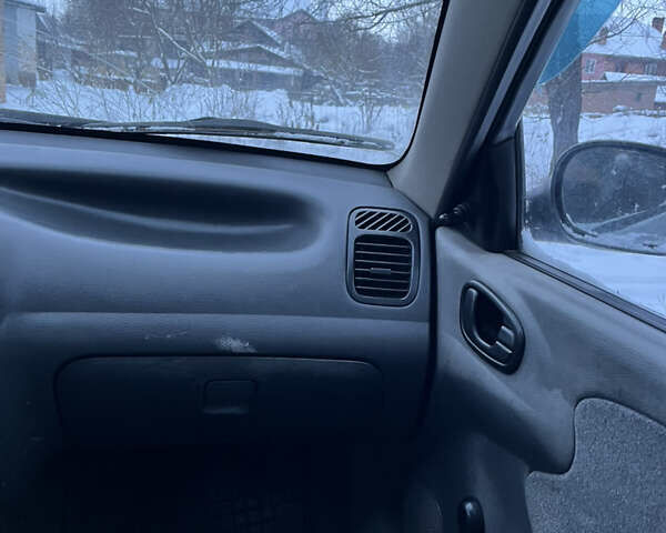 Сірий Деу Сенс, об'ємом двигуна 1.3 л та пробігом 261 тис. км за 1299 $, фото 12 на Automoto.ua