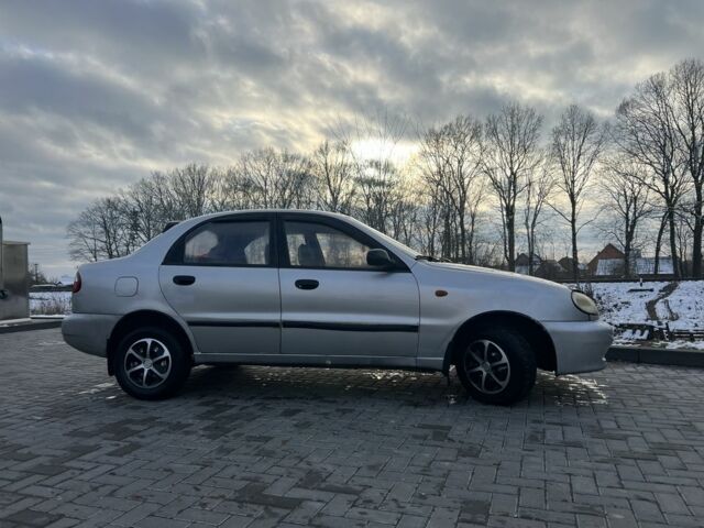 Серый Дэу Сенс, объемом двигателя 1.5 л и пробегом 120 тыс. км за 1500 $, фото 1 на Automoto.ua