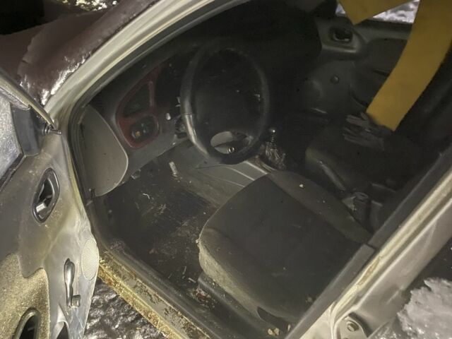 Сірий Деу Сенс, об'ємом двигуна 1.5 л та пробігом 180 тис. км за 650 $, фото 3 на Automoto.ua