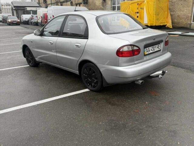 Сірий Деу Сенс, об'ємом двигуна 1.5 л та пробігом 120 тис. км за 2000 $, фото 1 на Automoto.ua