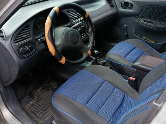 Серый Дэу Сенс, объемом двигателя 1.3 л и пробегом 200 тыс. км за 2000 $, фото 6 на Automoto.ua