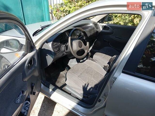 Сірий Деу Сенс, об'ємом двигуна 1.3 л та пробігом 229 тис. км за 2100 $, фото 4 на Automoto.ua