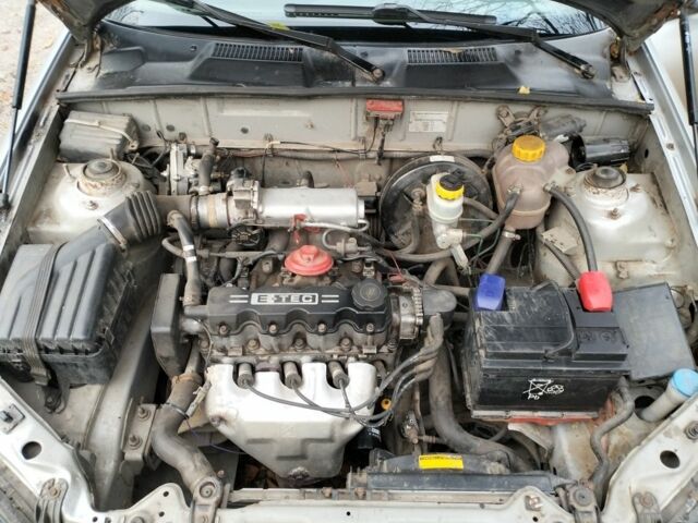 Серый Дэу Сенс, объемом двигателя 1.5 л и пробегом 217 тыс. км за 1700 $, фото 7 на Automoto.ua