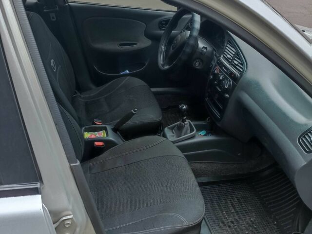 Серый Дэу Сенс, объемом двигателя 1.5 л и пробегом 270 тыс. км за 1900 $, фото 7 на Automoto.ua