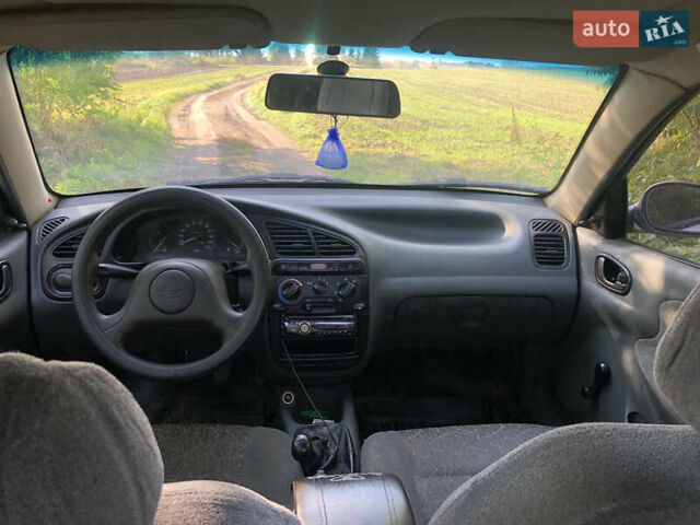 Серый Дэу Сенс, объемом двигателя 1.3 л и пробегом 390 тыс. км за 1000 $, фото 4 на Automoto.ua