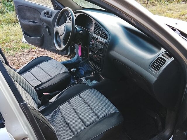 Серый Дэу Сенс, объемом двигателя 1 л и пробегом 185 тыс. км за 1200 $, фото 6 на Automoto.ua