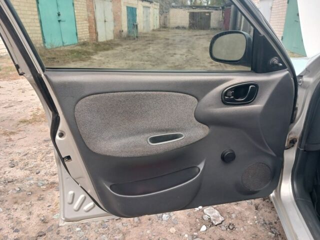 Сірий Деу Сенс, об'ємом двигуна 1.5 л та пробігом 148 тис. км за 2450 $, фото 8 на Automoto.ua