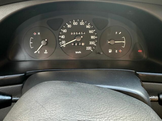 Сірий Деу Сенс, об'ємом двигуна 1.5 л та пробігом 225 тис. км за 2000 $, фото 9 на Automoto.ua