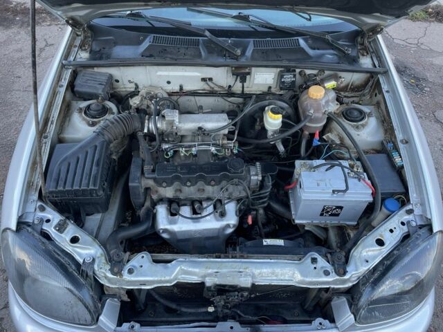 Сірий Деу Сенс, об'ємом двигуна 1.5 л та пробігом 250 тис. км за 1450 $, фото 7 на Automoto.ua