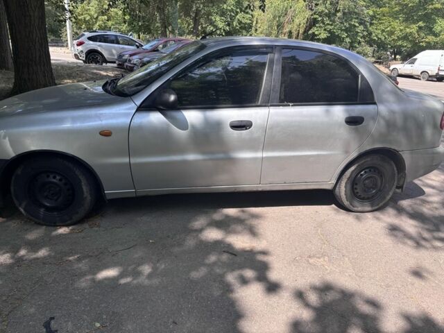 Сірий Деу Сенс, об'ємом двигуна 1.3 л та пробігом 180 тис. км за 2000 $, фото 4 на Automoto.ua