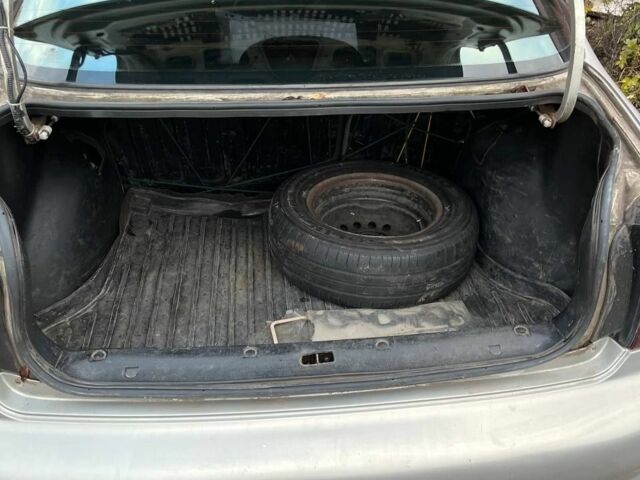 Сірий Деу Сенс, об'ємом двигуна 1.5 л та пробігом 200 тис. км за 1999 $, фото 4 на Automoto.ua