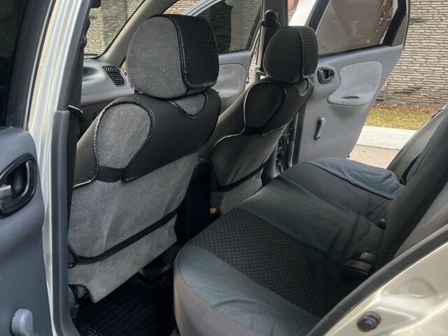 Деу Сенс 2006 у Дніпро (Дніпропетровську) на Automoto.ua Сірий Деу Сенс, об'ємом двигуна 1.5 л та пробігом 150 тис. км за 2800 $, фото 7 на Automoto.ua