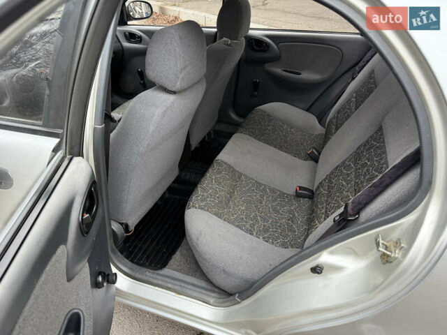 Сірий Деу Сенс, об'ємом двигуна 1.3 л та пробігом 157 тис. км за 1850 $, фото 28 на Automoto.ua