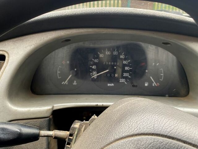 Сірий Деу Сенс, об'ємом двигуна 1.3 л та пробігом 0 тис. км за 800 $, фото 4 на Automoto.ua