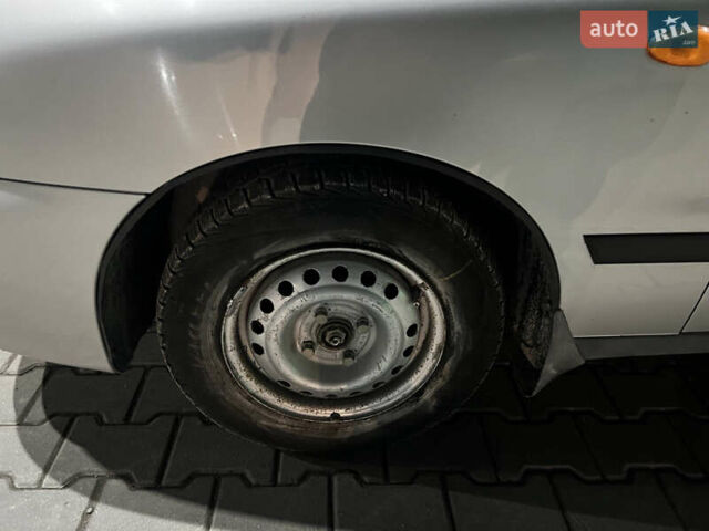 Сірий Деу Сенс, об'ємом двигуна 1.4 л та пробігом 170 тис. км за 2000 $, фото 11 на Automoto.ua