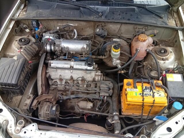 Серый Дэу Сенс, объемом двигателя 2 л и пробегом 234 тыс. км за 1200 $, фото 2 на Automoto.ua