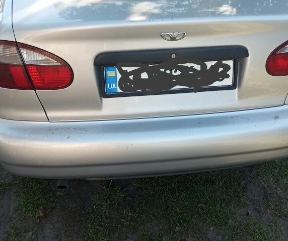 Сірий Деу Сенс, об'ємом двигуна 1.6 л та пробігом 243 тис. км за 2999 $, фото 3 на Automoto.ua