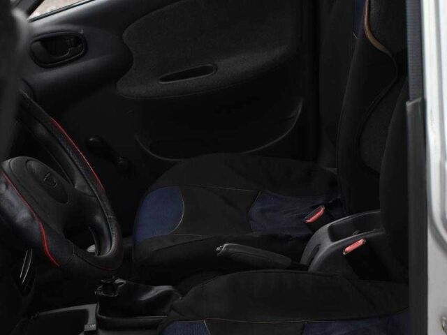 Сірий Деу Сенс, об'ємом двигуна 1.3 л та пробігом 187 тис. км за 1950 $, фото 6 на Automoto.ua