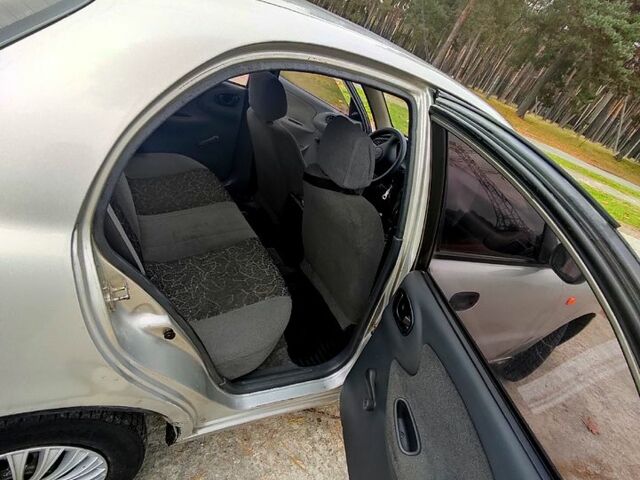 Деу Сенс 2006 у Славуте на Automoto.ua Сірий Деу Сенс, об'ємом двигуна 1.3 л та пробігом 250 тис. км за 1599 $, фото 7 на Automoto.ua