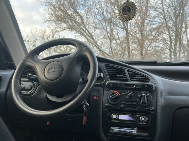 Серый Дэу Сенс, объемом двигателя 1.5 л и пробегом 120 тыс. км за 1500 $, фото 4 на Automoto.ua