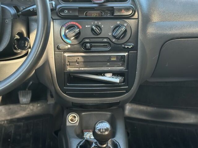 Серый Дэу Сенс, объемом двигателя 1.5 л и пробегом 125 тыс. км за 1250 $, фото 4 на Automoto.ua