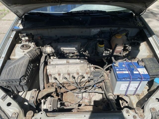 Серый Дэу Сенс, объемом двигателя 1.3 л и пробегом 305 тыс. км за 1500 $, фото 5 на Automoto.ua