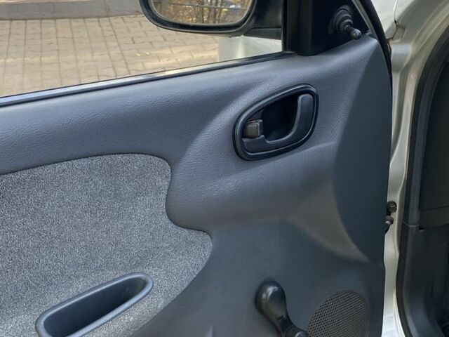 Серый Дэу Сенс, объемом двигателя 1.3 л и пробегом 178 тыс. км за 2100 $, фото 16 на Automoto.ua