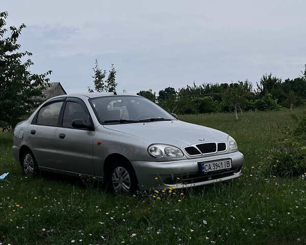 Серый Дэу Сенс, объемом двигателя 1.3 л и пробегом 271 тыс. км за 1600 $, фото 1 на Automoto.ua