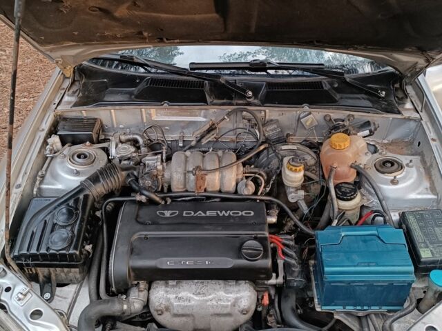 Серый Дэу Сенс, объемом двигателя 1.6 л и пробегом 350 тыс. км за 1600 $, фото 6 на Automoto.ua