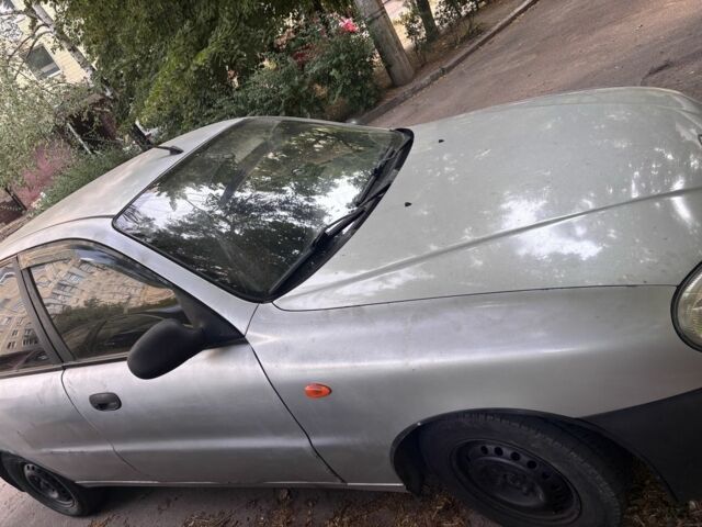Сірий Деу Сенс, об'ємом двигуна 1.3 л та пробігом 180 тис. км за 2000 $, фото 2 на Automoto.ua