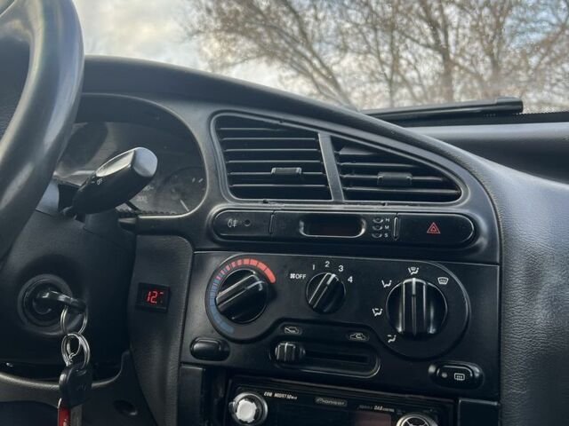 Серый Дэу Сенс, объемом двигателя 1.5 л и пробегом 120 тыс. км за 1500 $, фото 5 на Automoto.ua