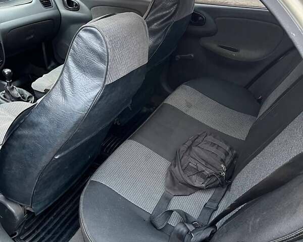 Сірий Деу Сенс, об'ємом двигуна 1.5 л та пробігом 200 тис. км за 1999 $, фото 6 на Automoto.ua