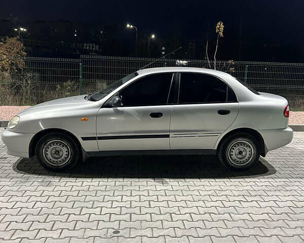 Сірий Деу Сенс, об'ємом двигуна 1.4 л та пробігом 170 тис. км за 2000 $, фото 3 на Automoto.ua