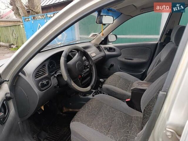 Серый Дэу Сенс, объемом двигателя 1.3 л и пробегом 250 тыс. км за 890 $, фото 6 на Automoto.ua