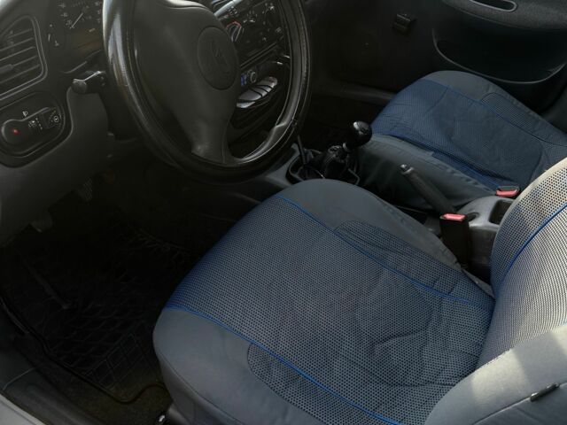 Сірий Деу Сенс, об'ємом двигуна 1.5 л та пробігом 225 тис. км за 2000 $, фото 5 на Automoto.ua