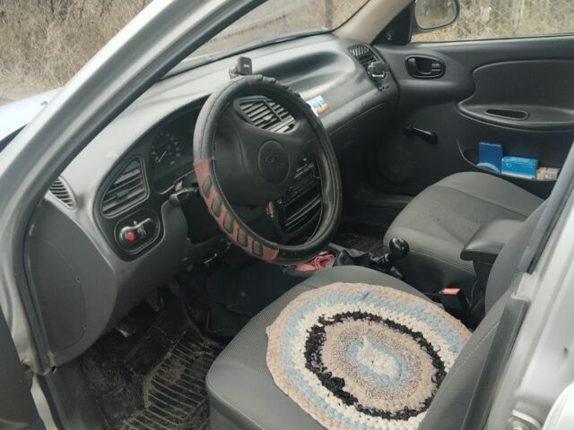 Сірий Деу Сенс, об'ємом двигуна 1 л та пробігом 250 тис. км за 828 $, фото 6 на Automoto.ua