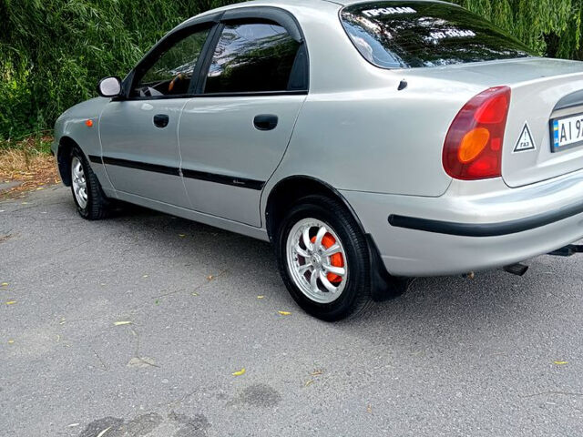 Сірий Деу Сенс, об'ємом двигуна 1.3 л та пробігом 255 тис. км за 2000 $, фото 4 на Automoto.ua