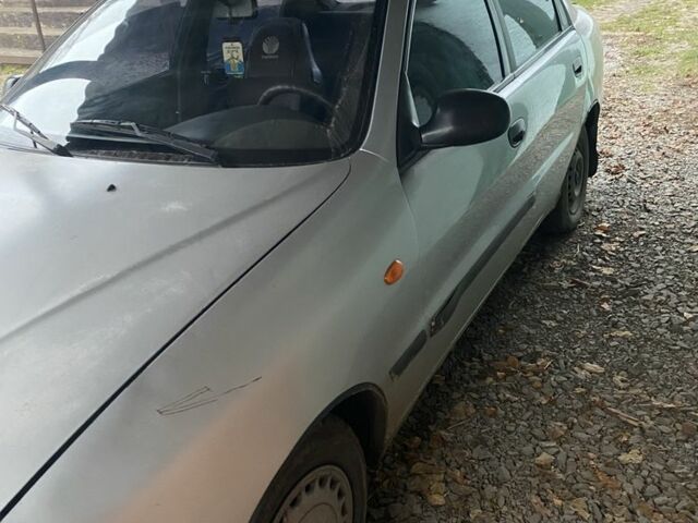 Сірий Деу Сенс, об'ємом двигуна 1.5 л та пробігом 315 тис. км за 1100 $, фото 4 на Automoto.ua