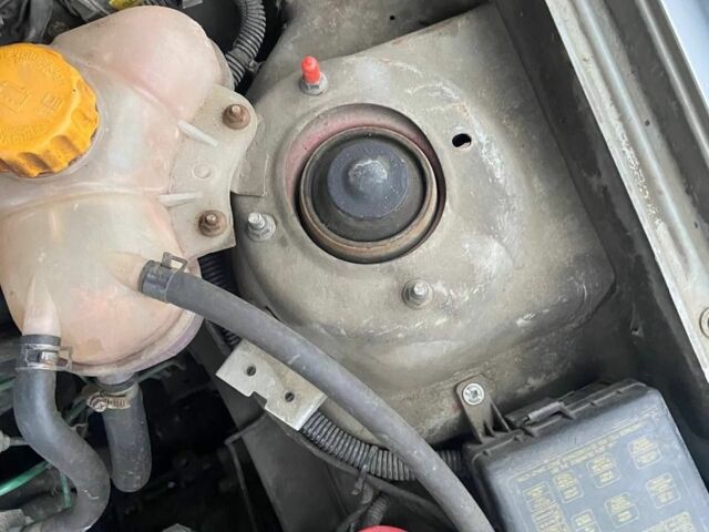 Сірий Деу Сенс, об'ємом двигуна 1.5 л та пробігом 328 тис. км за 1350 $, фото 3 на Automoto.ua