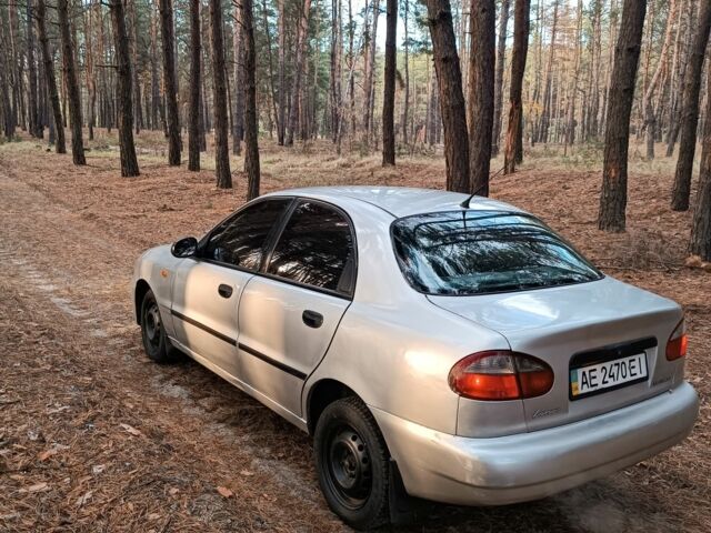 Серый Дэу Сенс, объемом двигателя 1.6 л и пробегом 350 тыс. км за 1600 $, фото 4 на Automoto.ua