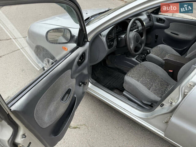 Сірий Деу Сенс, об'ємом двигуна 1.3 л та пробігом 157 тис. км за 1850 $, фото 17 на Automoto.ua