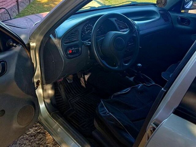 Сірий Деу Сенс, об'ємом двигуна 1.3 л та пробігом 200 тис. км за 2250 $, фото 5 на Automoto.ua
