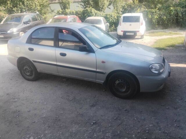 Сірий Деу Сенс, об'ємом двигуна 1.6 л та пробігом 270 тис. км за 65000 $, фото 1 на Automoto.ua