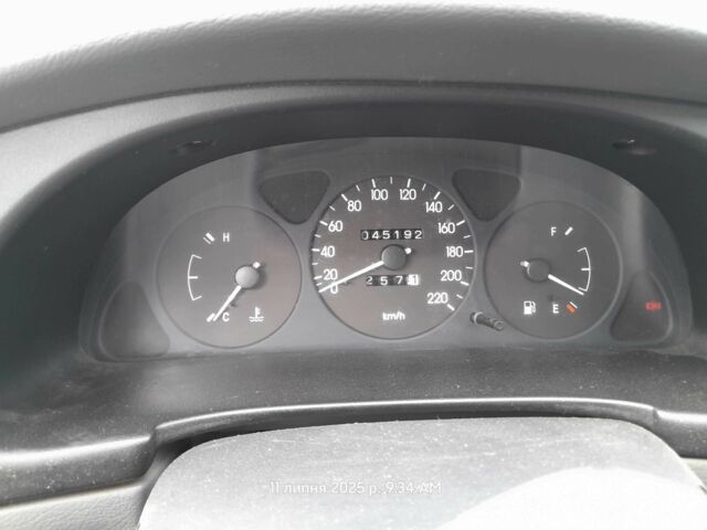 Сірий Деу Сенс, об'ємом двигуна 1.3 л та пробігом 45 тис. км за 2000 $, фото 4 на Automoto.ua