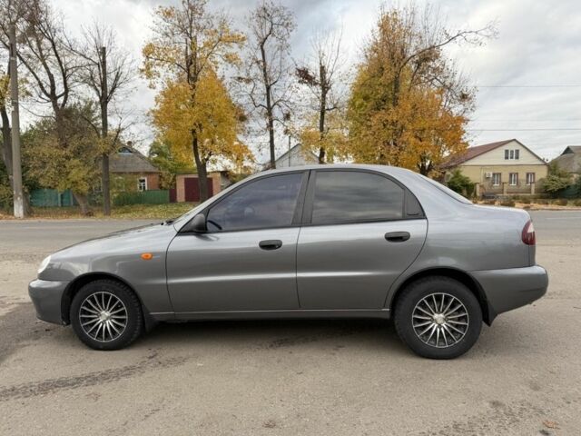 Серый Дэу Сенс, объемом двигателя 1.5 л и пробегом 195 тыс. км за 1950 $, фото 2 на Automoto.ua