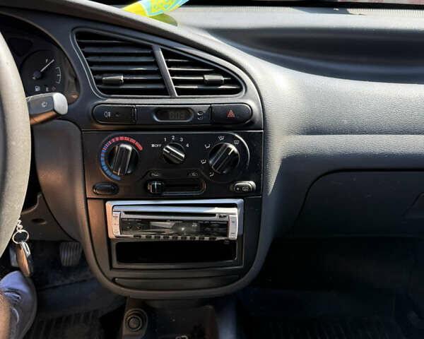 Деу Сенс 2006 у Дніпро (Дніпропетровську) на Automoto.ua Сірий Деу Сенс, об'ємом двигуна 1.3 л та пробігом 180 тис. км за 1900 $, фото 6 на Automoto.ua